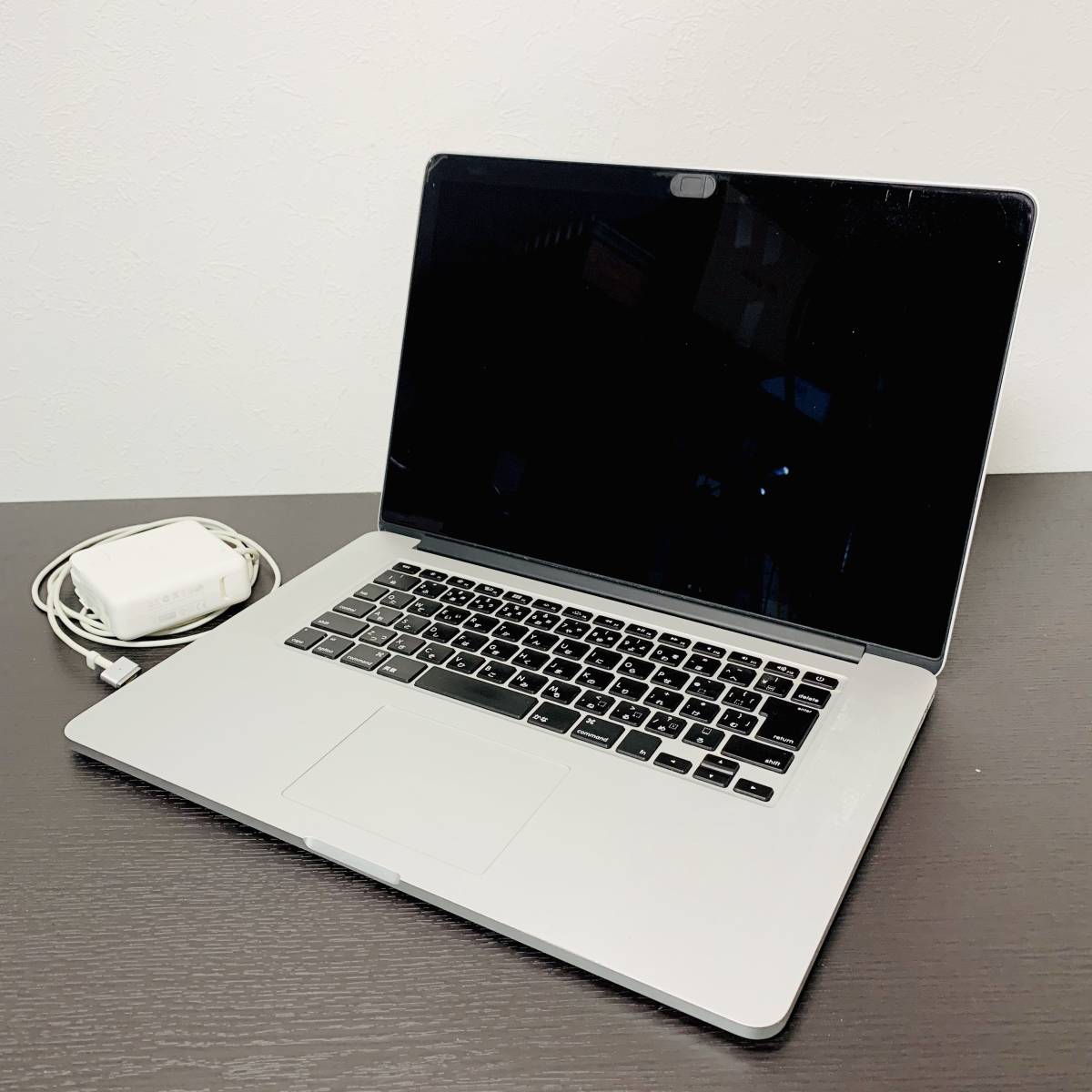 MacBook Pro Apple Retina - 15-inch (Retina, Mid 15-inch, 2015 