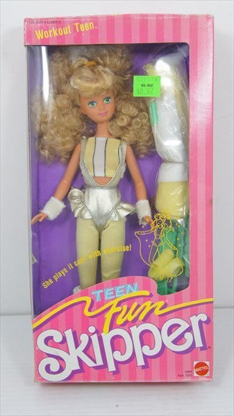 超激得，新作 MATTEL スキッパー ドール TEEN Fun Skipper Workout Teen 1980年代 当時物 箱付 フィギュア バービー ドール(家族)｜売買されたオークション情報、yahooの商品情報をアーカイブ公開 - オークファン 人形