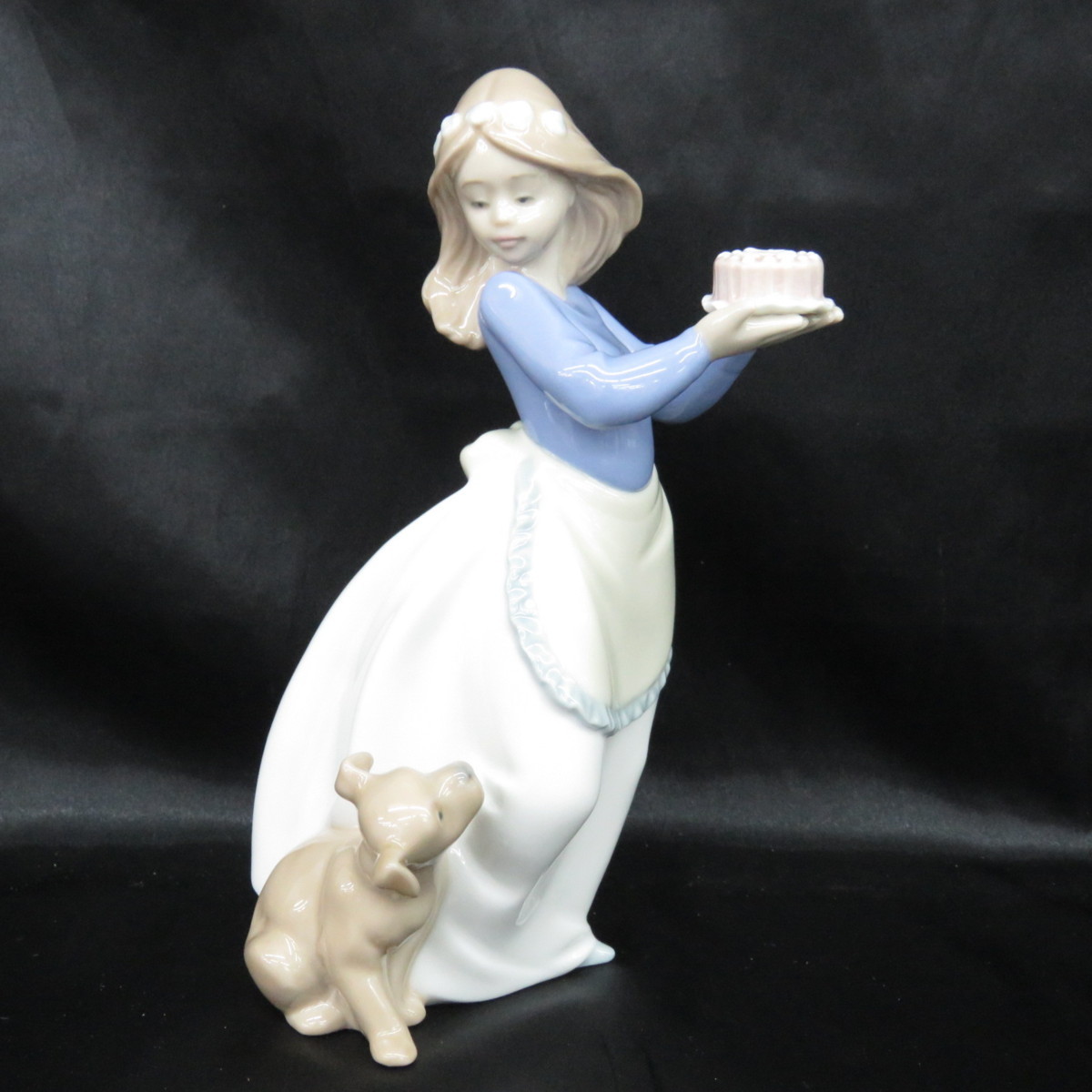 Lladro Nao 0 by Birthday Puppy
