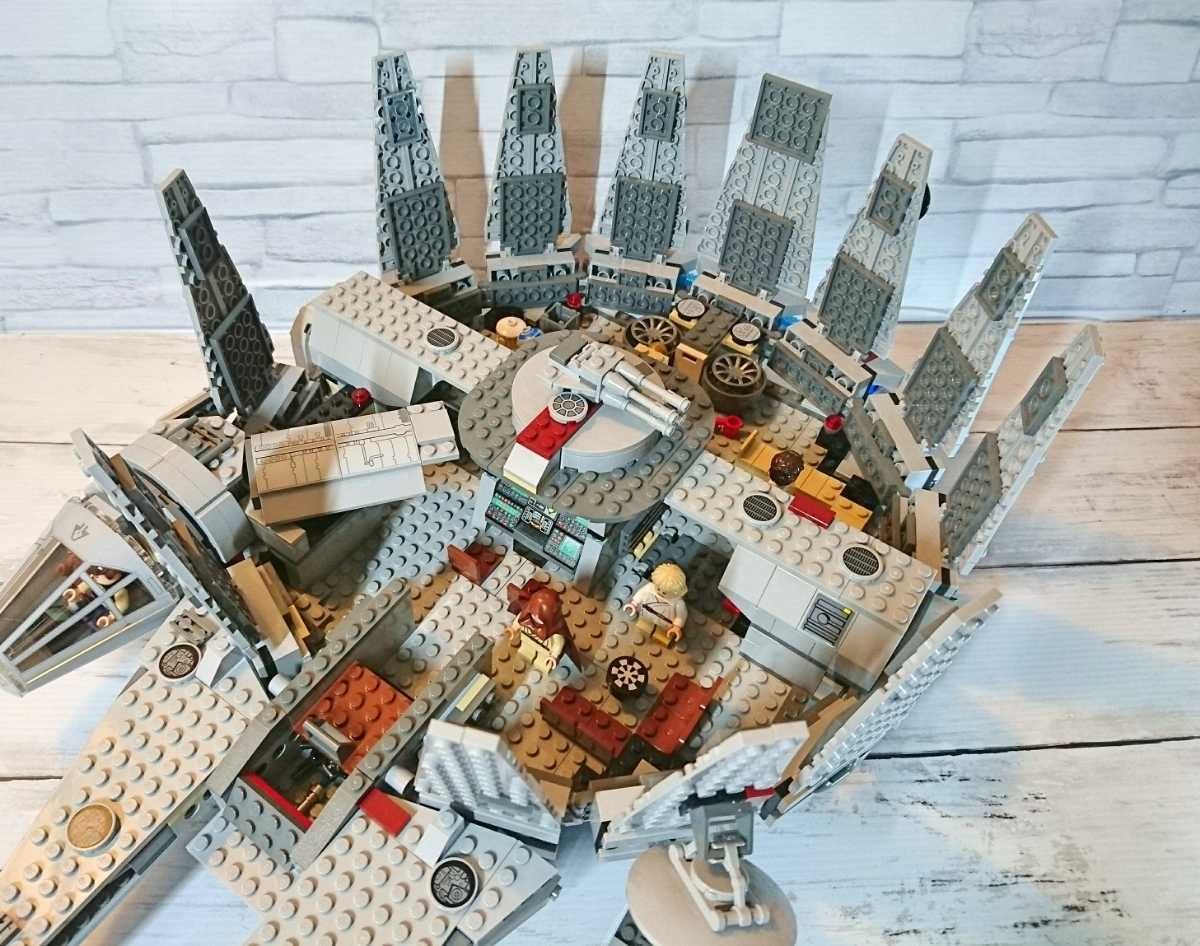 レゴ スター・ウォーズ (LEGO) : 0 ミレニアム ミレニアム・ファルコン 