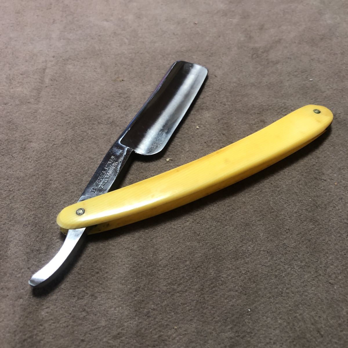 J.A. HENCKELS 西洋剃刀 ヘンケルス 72 1⁄2 #1043-1 .com