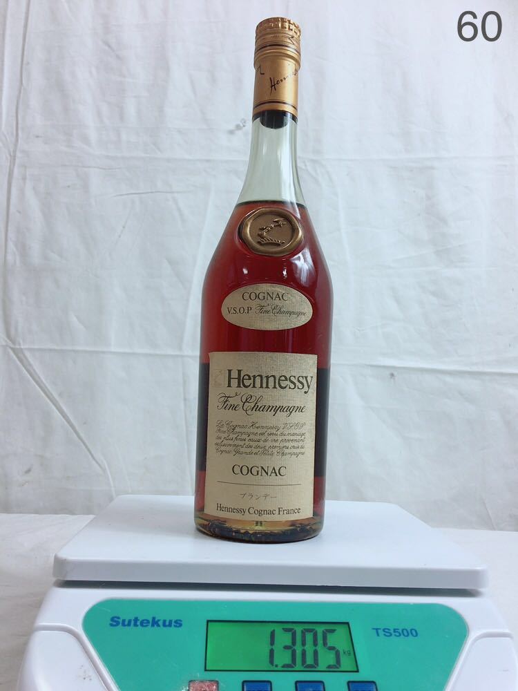  AE172 未開栓 古酒 Hennessy ヘネシー VSOP スリムボトル 700ml 40度(ヘネシー)｜売買されたオークション情報、yahooの商品情報をアーカイブ公開 - オークファン コニャック