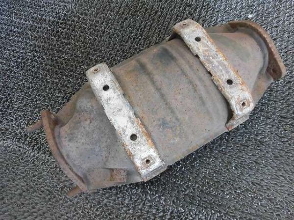 ☆激安!☆S13 S14 シルビア 180SX 純正 ノーマル 触媒 キャタライザー