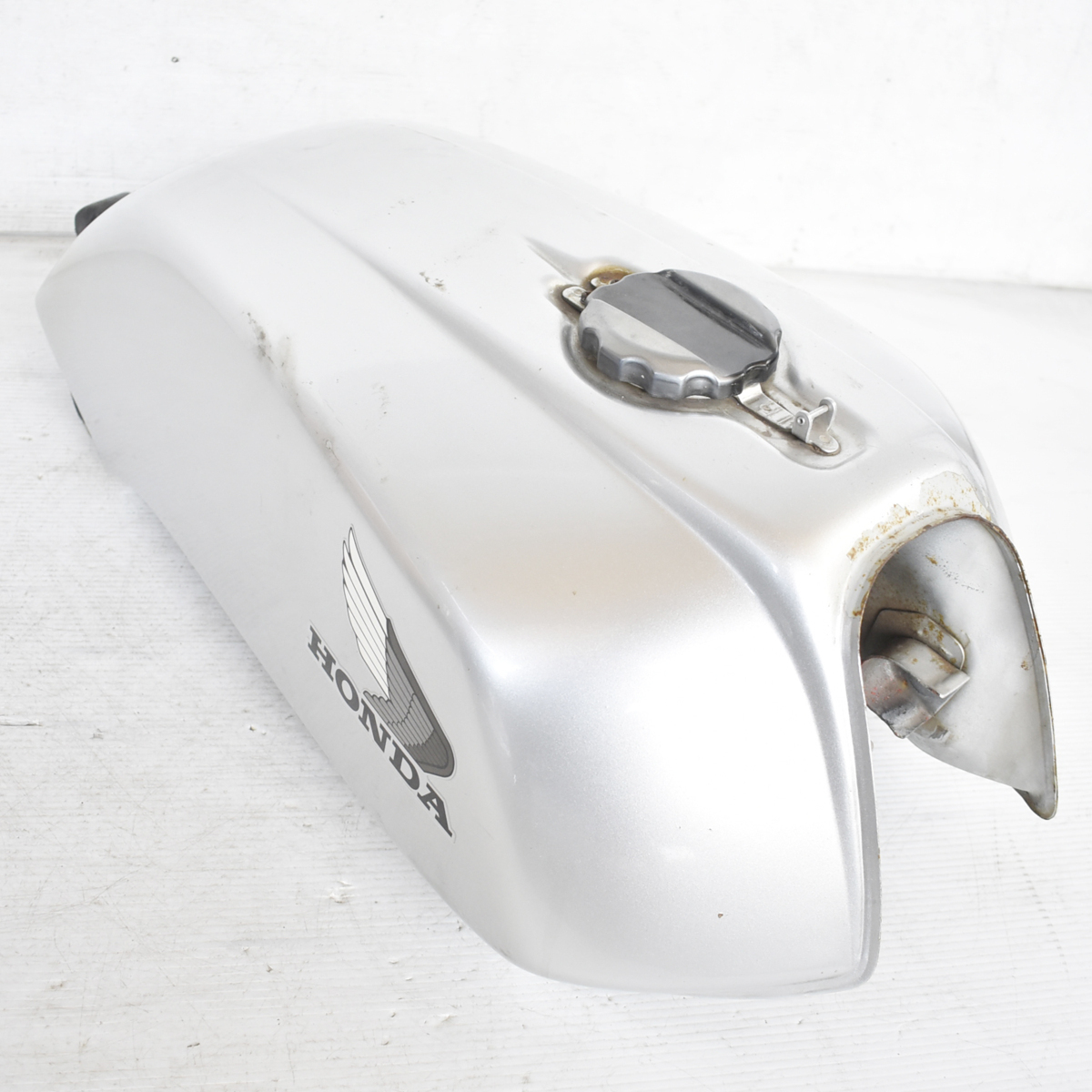 ホンダ CB750F RC04 ガソリンタンク タンクキャップ 燃料コック付き