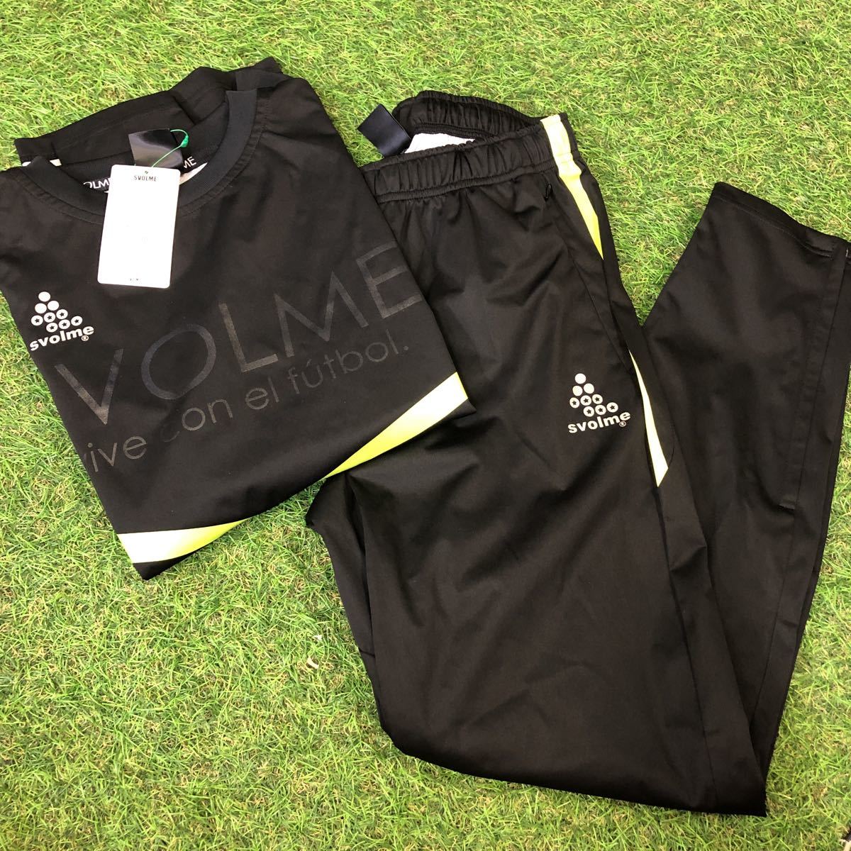  H M3243 SVOLME スボルメ 173-44409 Mサイズ トップス パンツ 上下セット スポーツ ウェア ファッション メンズ 展示品(その他)｜売買されたオークション情報、yahooの商品情報をアーカイブ公開 - オ ジャージ