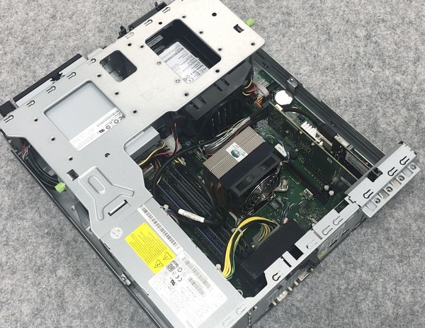 FUJITSU PRIMERGY TX120 S3 Xeon E3-1230 v2/8GB/300GBx2/RDX ジャンク