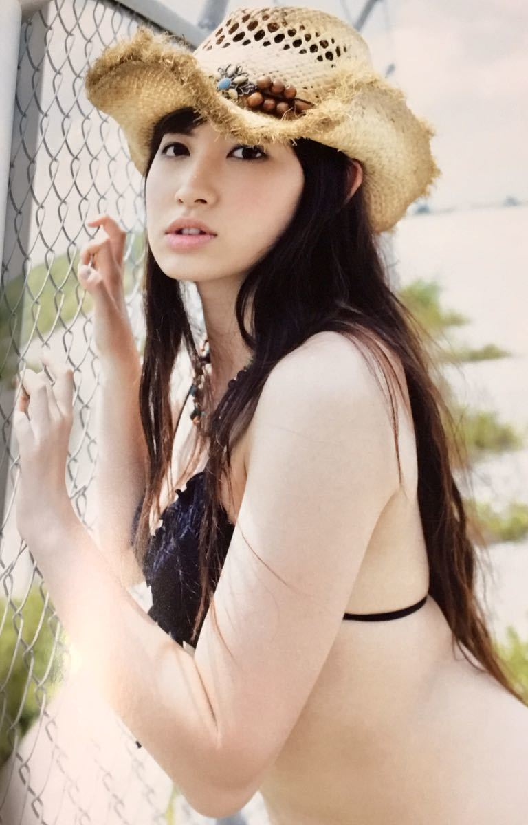小嶋陽菜 写真集 こじはる Akb48 美女 美乳 巨乳 美尻 水着 スレンダー キュート フェチ 送料180 Akb48 売買されたオークション情報 Yahooの商品情報をアーカイブ公開 オークファン Aucfan Com