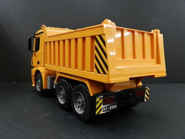 1/20 メルセデス・ベンツ AROCS（アロクス）ダンプカー ラジコン