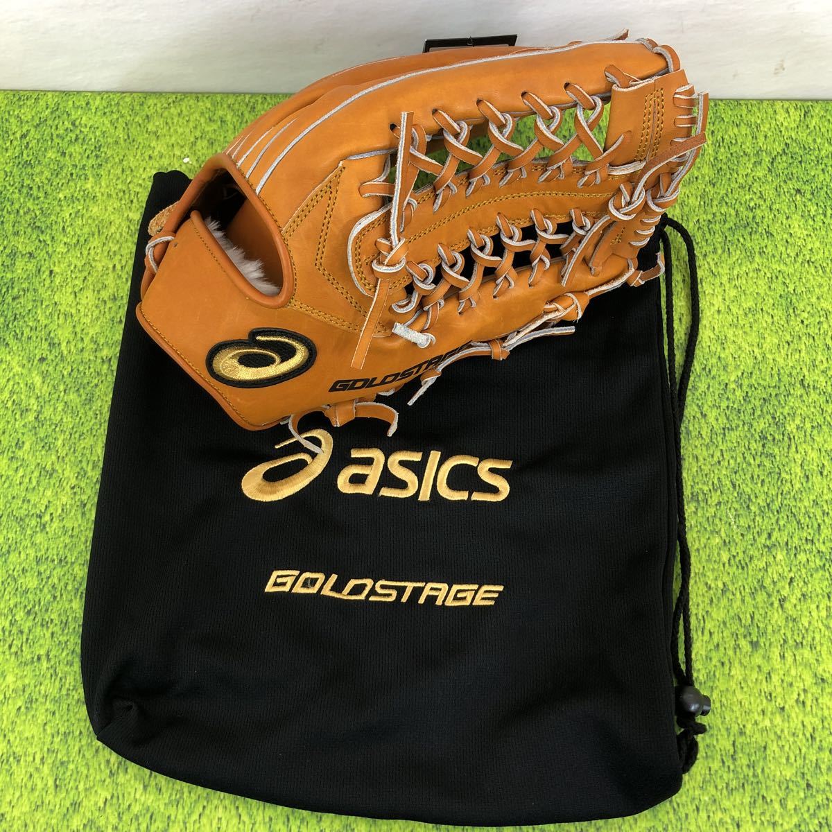 セール，安い G-1257 タグ付き アシックス asics ゴールドステージ GOLD STAGE 軟式 外野手用 3121A208 グラブ グローブ 野球 袋付き(外野手用)｜売買されたオークション情報、yahooの商品情報をアーカイブ公開 - オ 大人用