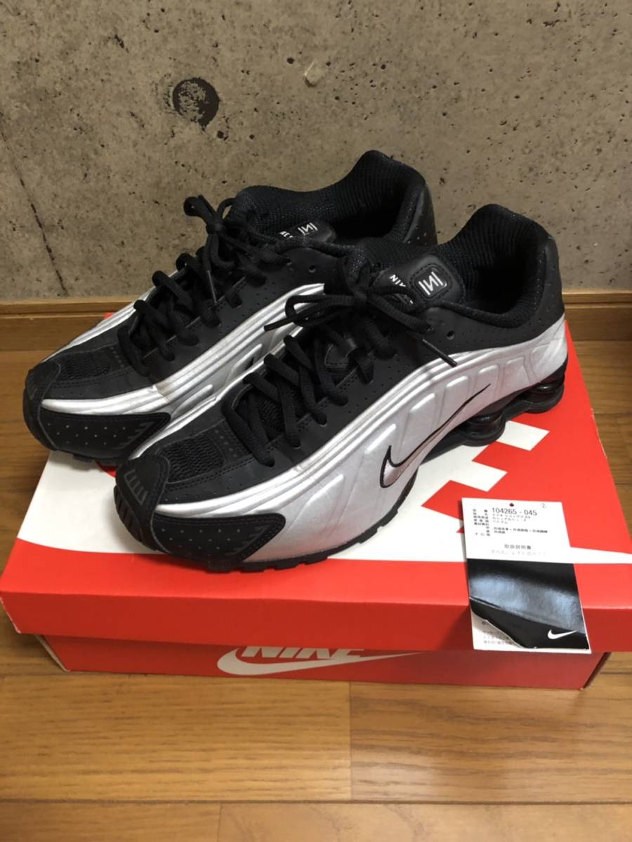  NIKE SHOX R4(27.0cm)｜売買されたオークション情報、yahooの商品情報をアーカイブ公開 - オークファン 27.0cm