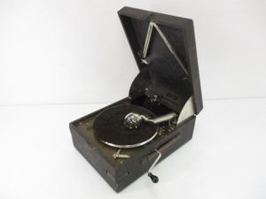 蓄音機 コロンビアのYahoo!オークション(旧ヤフオク!)の相場・価格を