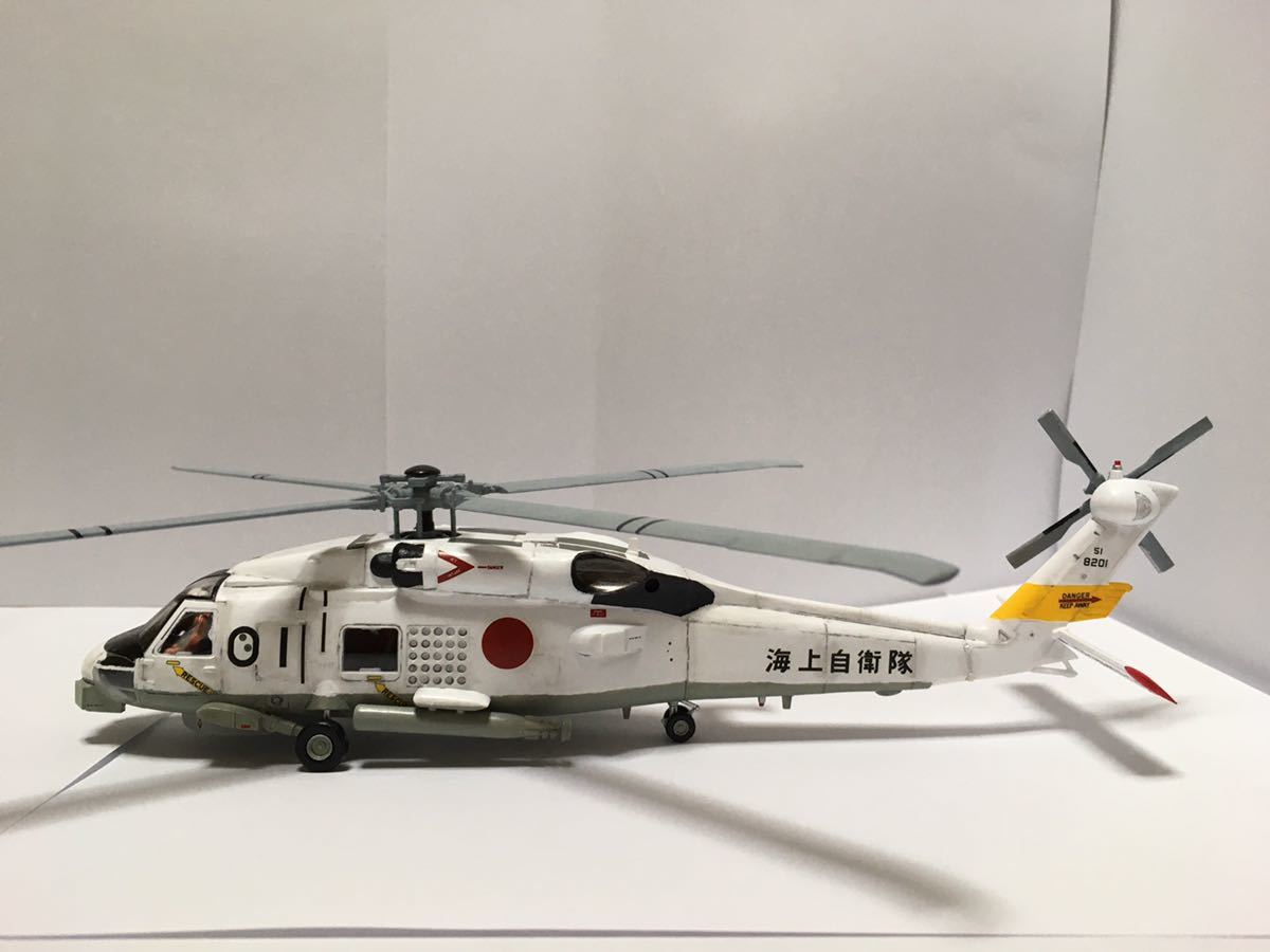 完成品 1/72 SH-60J シーホーク 海上自衛隊 プラモデル 完成品