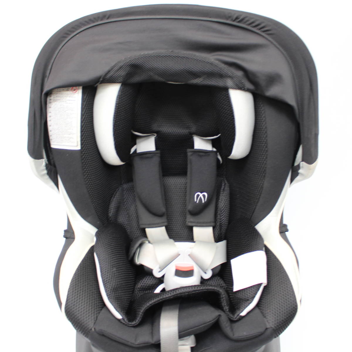 エールべべ・クルット チャイルドシート 新生児 ISOFIX 回転式