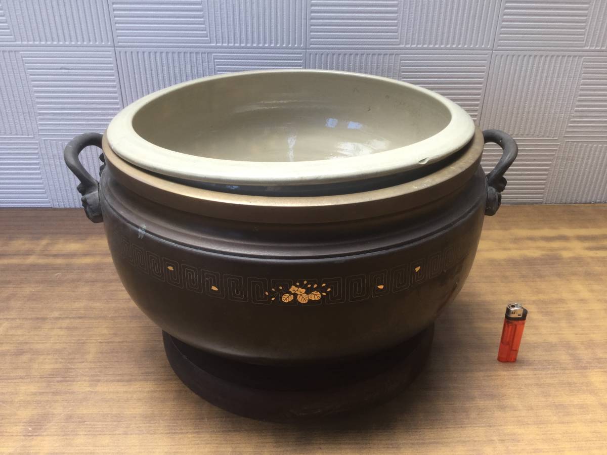 伊万里焼 染付 火鉢 睡蓮鉢 メダカ鉢 直径44㎝ 大型 銘有り 陶器