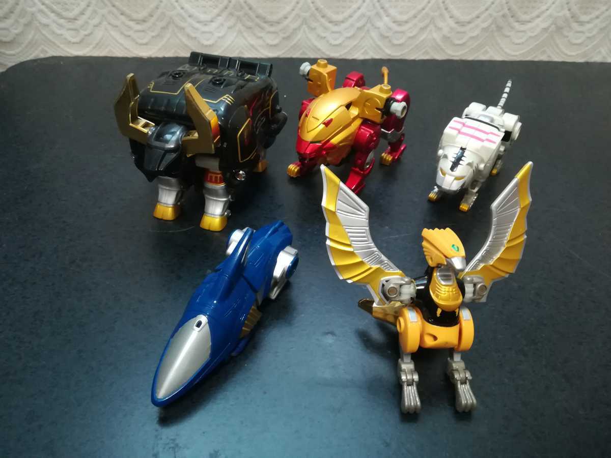 未開封 バンダイ 百獣戦隊ガオレンジャー DX超合金 DX百獣合体 
