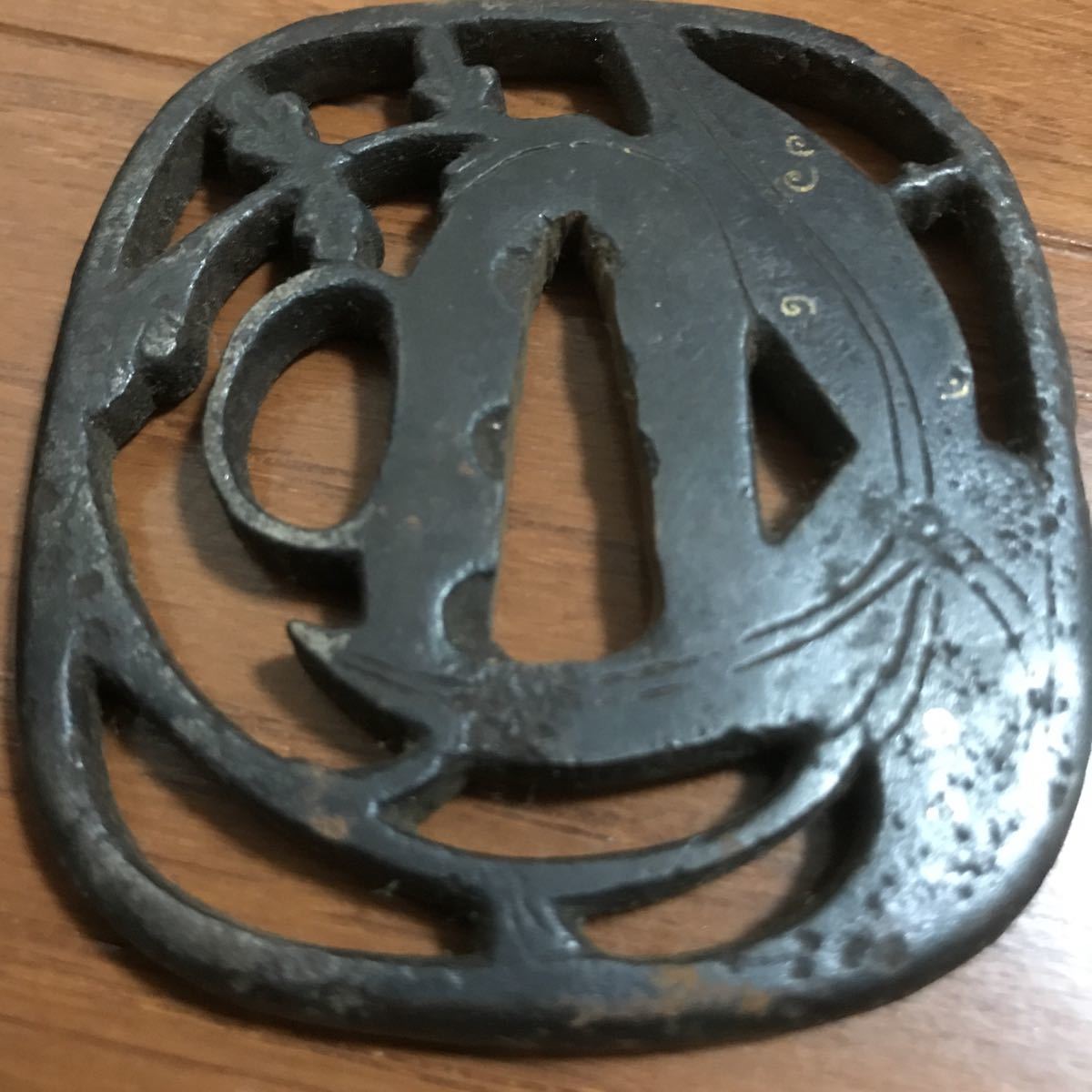 ☆中古品☆アンティーク ☆刀装具☆鍔☆鉄製含☆武具☆