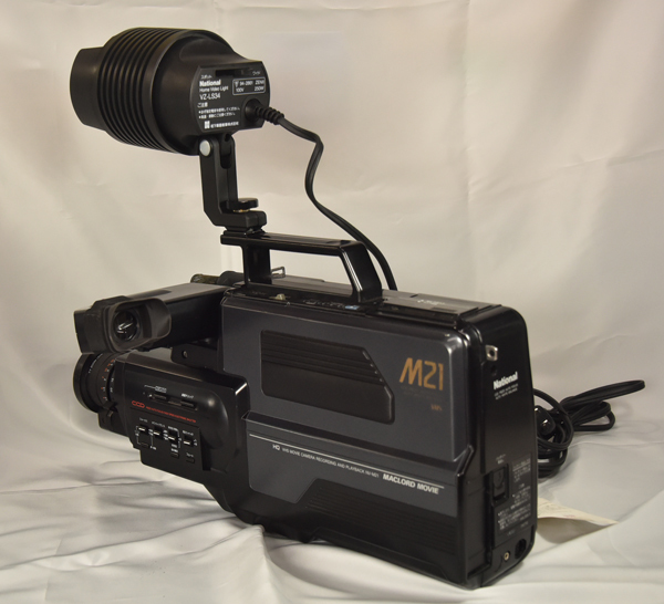☆National VHS ビデオ一体型カメラ【NV-M21】MACLORD MOVIE ＆ビデオ