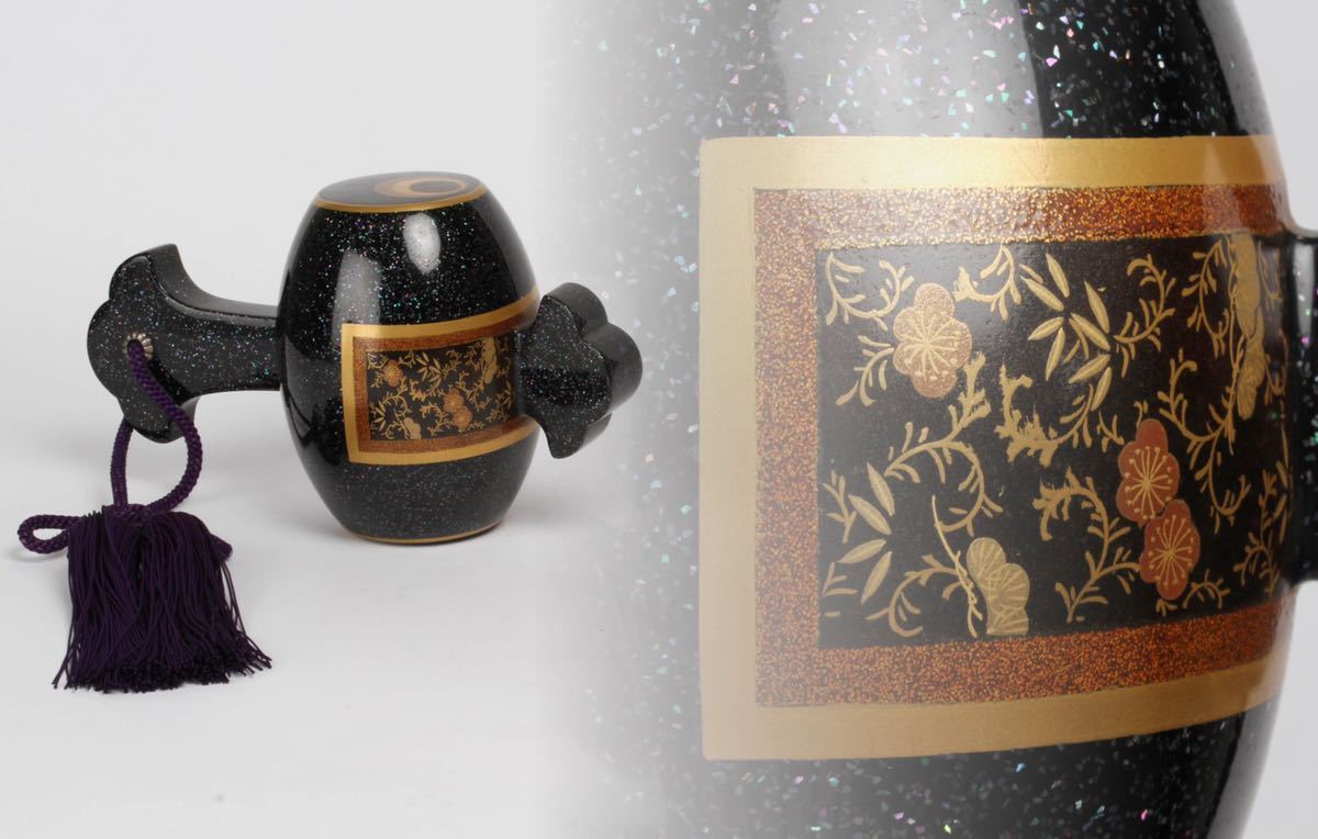 黒塗梅鉢紋唐草蒔絵提重 金沢ミュージアムプラス 根津 開幕「蔵出し