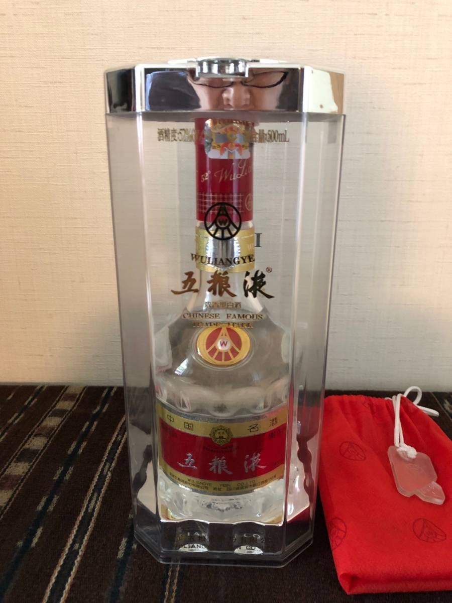 中国名酒 古酒 五粮液 ゴリョウエキ WU LIANG YE 付属品付き 【公式通販】