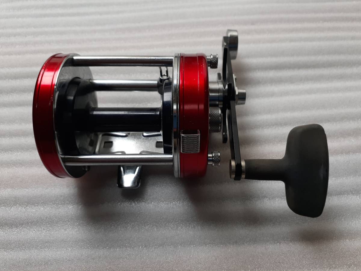 OLD ABU 7000 ビンテージ リール 美品 遠投カゴ釣り 鯉釣り