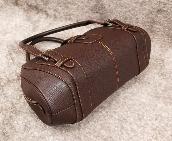 ☆定価￥220,500 美品 スペイン製 ロエベ LOEWE 「センダ/SENDA」 極上