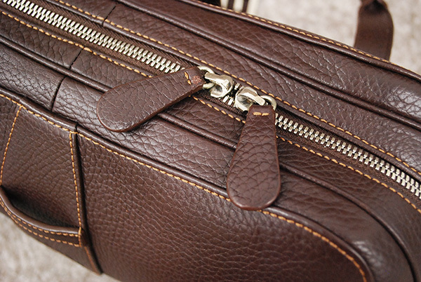 ☆定価￥220,500 美品 スペイン製 ロエベ LOEWE 「センダ/SENDA」 極上