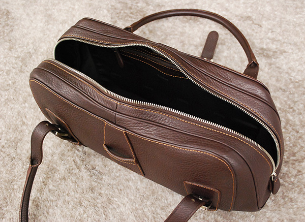 ☆定価￥220,500 美品 スペイン製 ロエベ LOEWE 「センダ/SENDA」 極上