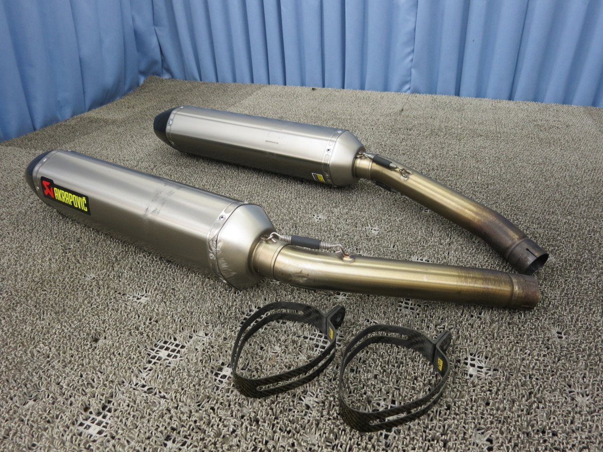 GSX1300R ハヤブサ 08以降 アクラポビッチ スリップオン マフラー 2003130393001/621979B6K