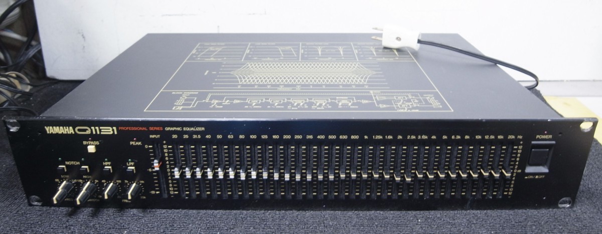 QSC MX1500A Power Amplifier - パワーアンプ MX1500a 通信販売 Stereo 