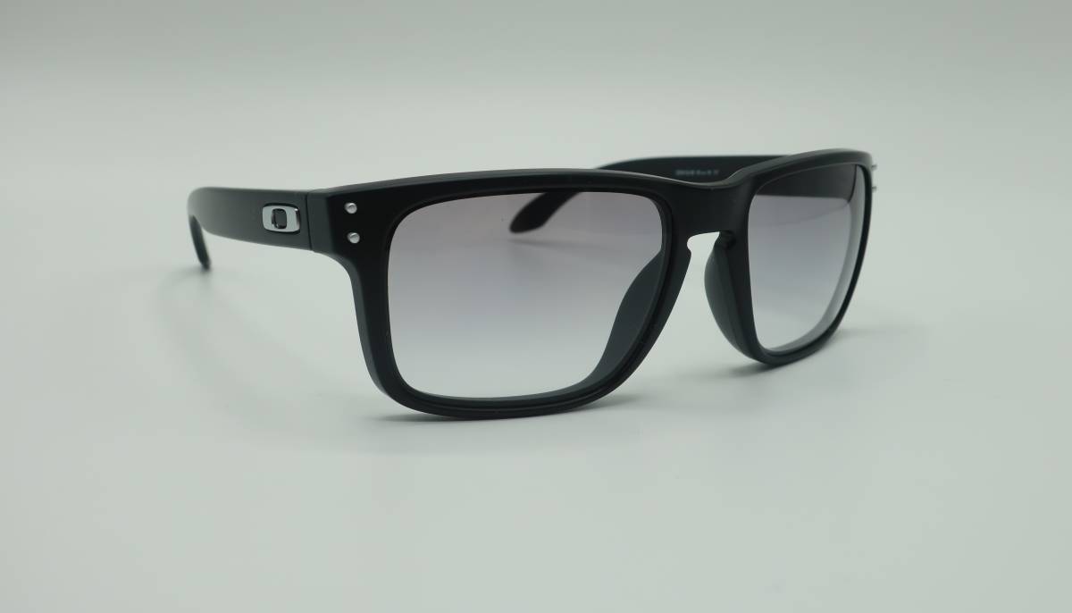 赤字超特価，SALE 定価29 700円 OAKLEY オークリー サングラス Holbrook ホルブルック/matte black/black clear gradient(セル、プラスチックフレーム)｜売買されたオークション情報、yahooの商品情報をアーカイブ公開 - オー セル、プラスチックフレーム