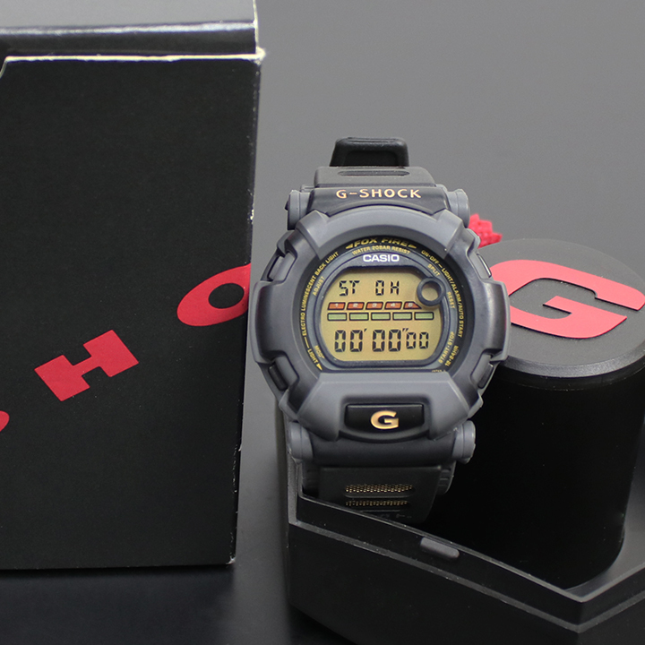 Casio in Vintage G Shock DW 002 Illuminator, 1446, ( Made dw－002 