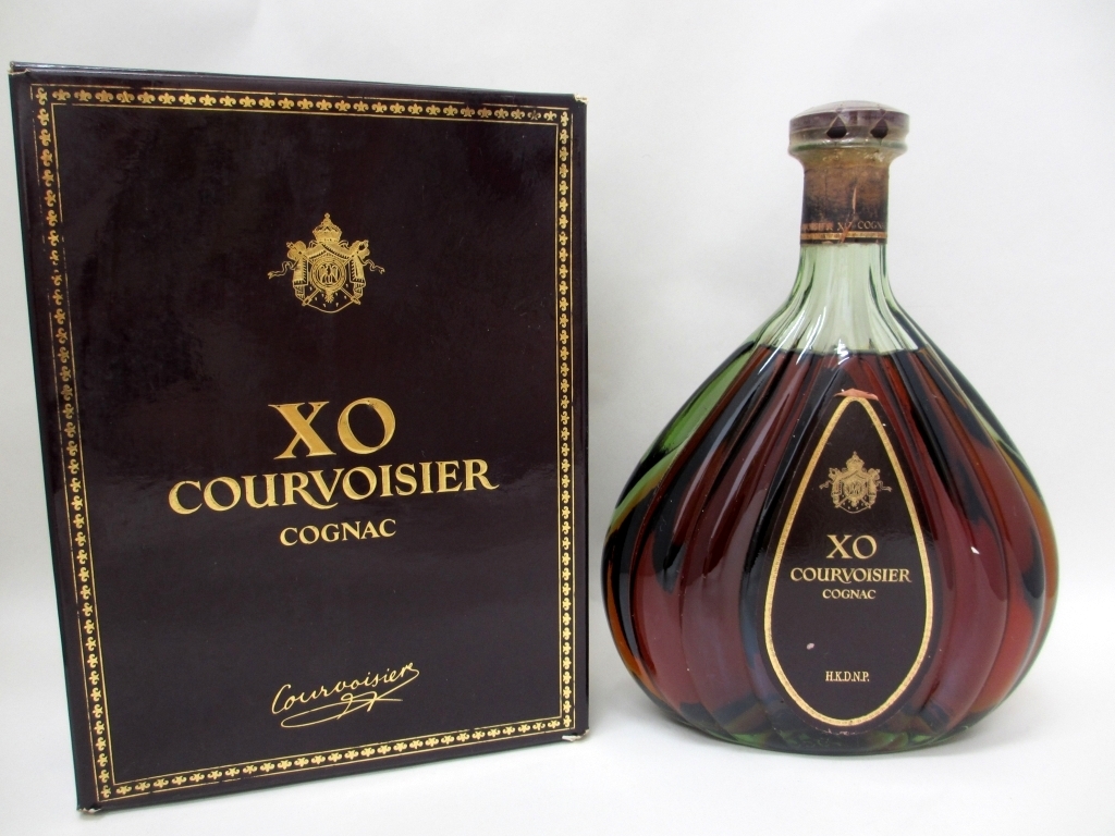 ◇◇b2584 クルボアジェ/Courvoisier XO コニャック ブランデー 700ml