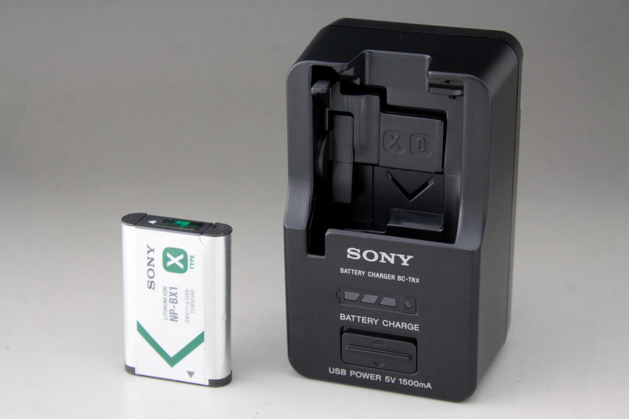 格安，定番人気 正規品 SONY 純正充電器&rdquo;BC-TRX&rdquo;＋純正バッテリー&rdquo;NP-BX1&rdquo;のアクセサリーキット 安心初期不良返金保証(ソニー)｜売買されたオークション情報、yahooの商品情報をアーカイブ公開 ソニー