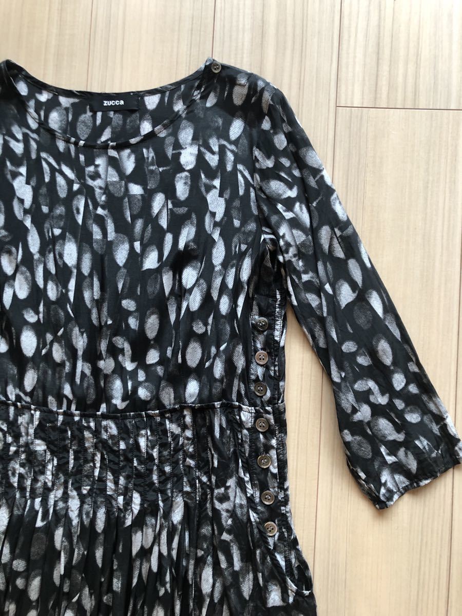Zucca ズッカ ワンピース ブラック ワンピース ロング 売買されたオークション情報 Yahooの商品情報をアーカイブ公開 オークファン Aucfan Com