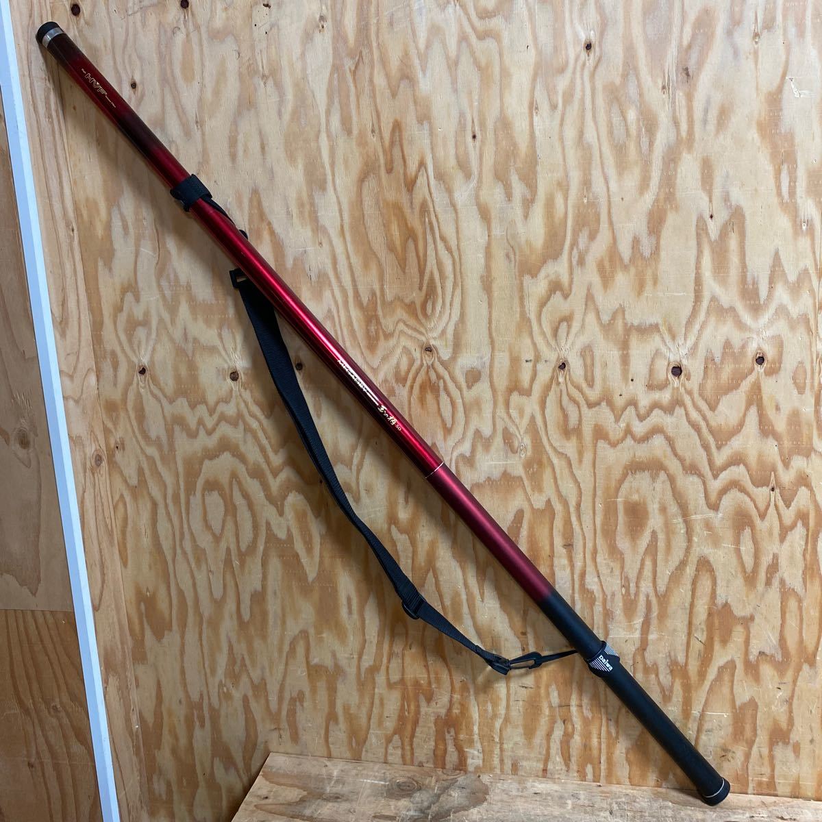 【新作登場，お買い得】 DAIWA ダイワ MEGADRY メガドライ 玉の柄 50 RED SNIPER レッドスナイパー 磯玉 玉網 品 郵(ダイワ)｜売買されたオークション情報、yahooの商品情報をアーカイブ公開 - オークファン 磯竿