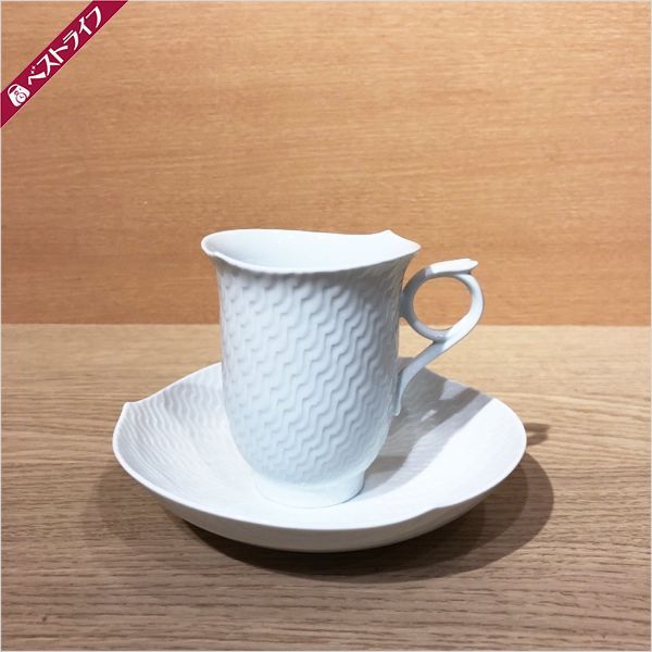 数量限定，定番 マイセン カップ＆ソーサー 波の戯れ ホワイト 024(マイセン)｜売買されたオークション情報、yahooの商品情報をアーカイブ公開 - オークファン マイセン