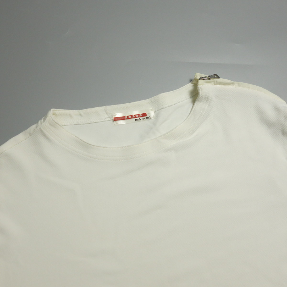 1円 美品 PRADA プラダスポーツ 肩ジップファスナー ストレッチ 半袖T 