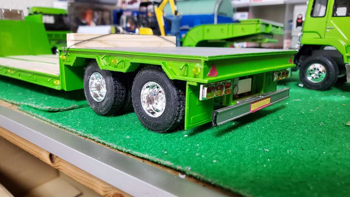 Yahoo!オークション 1⁄32アオシマトラック使用 自作の重機運搬 - 1⁄32 