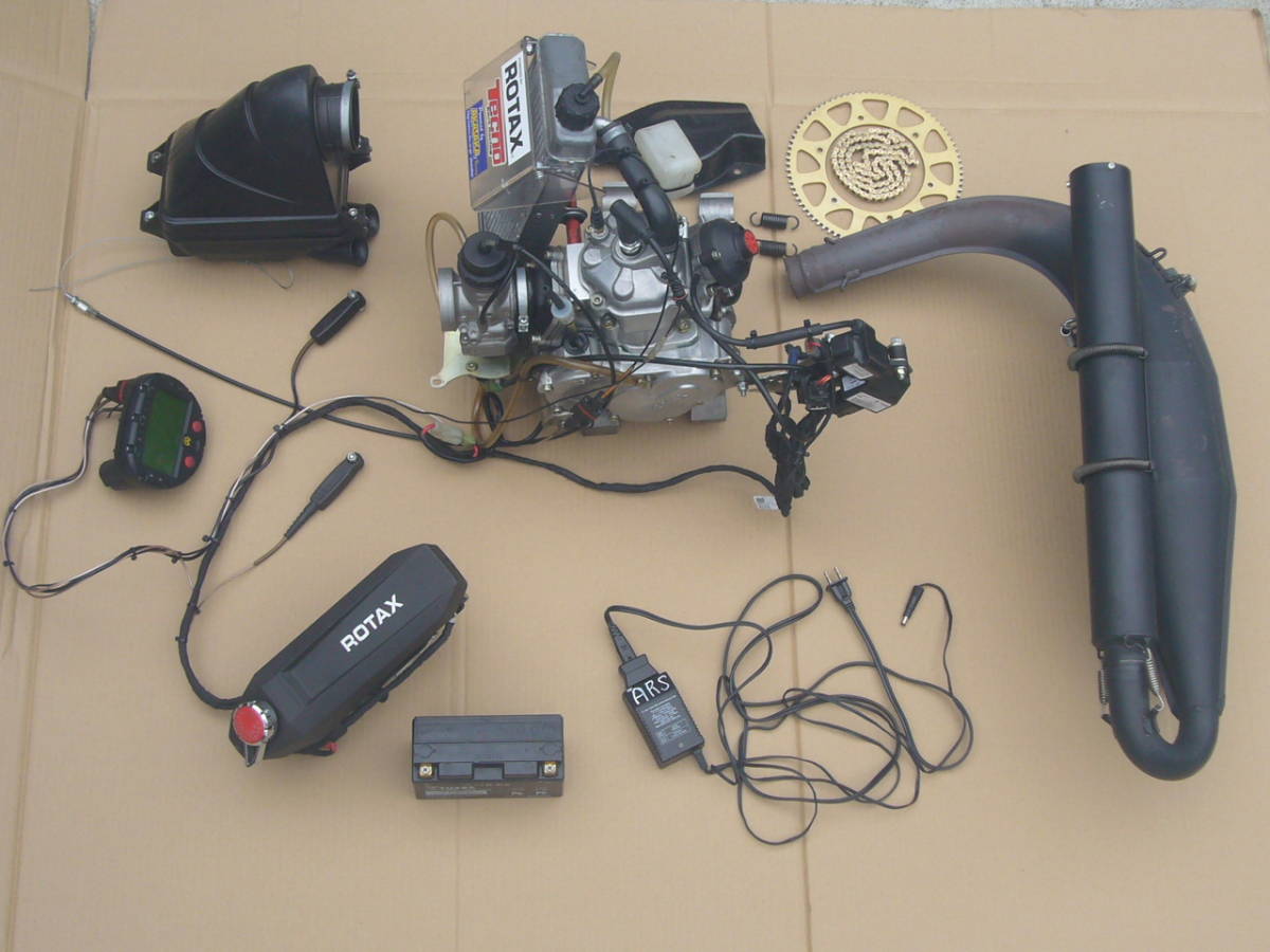  ロータックス ＲＯＴＡＸ MAX エンジン 一式 テクノ車体より取り外し 直接引き渡しを強く希望(パーツ)｜売買されたオークション情報、yahooの商品情報をアーカイブ公開 - オークファン パーツ