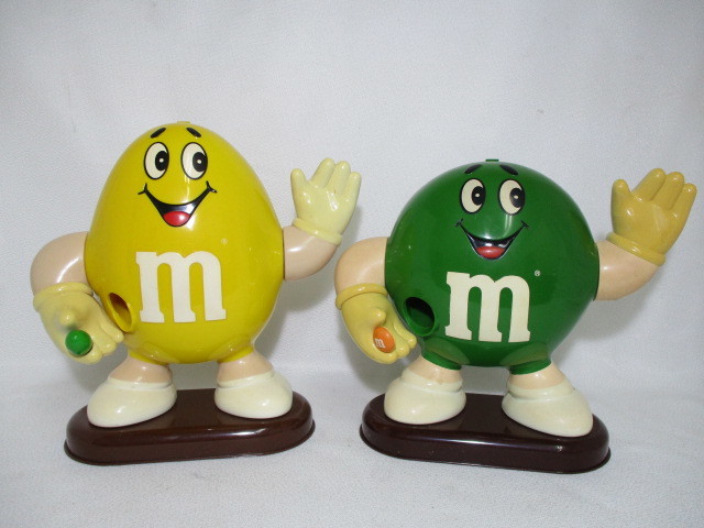 ♪m&m's チョコレートディスペンサー 4体セット サックス バスケ