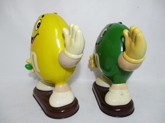 ♪m&m's チョコレートディスペンサー 4体セット サックス バスケ