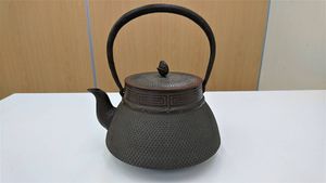 照光堂 鉄瓶のYahoo!オークション(旧ヤフオク!)の相場・価格を見る