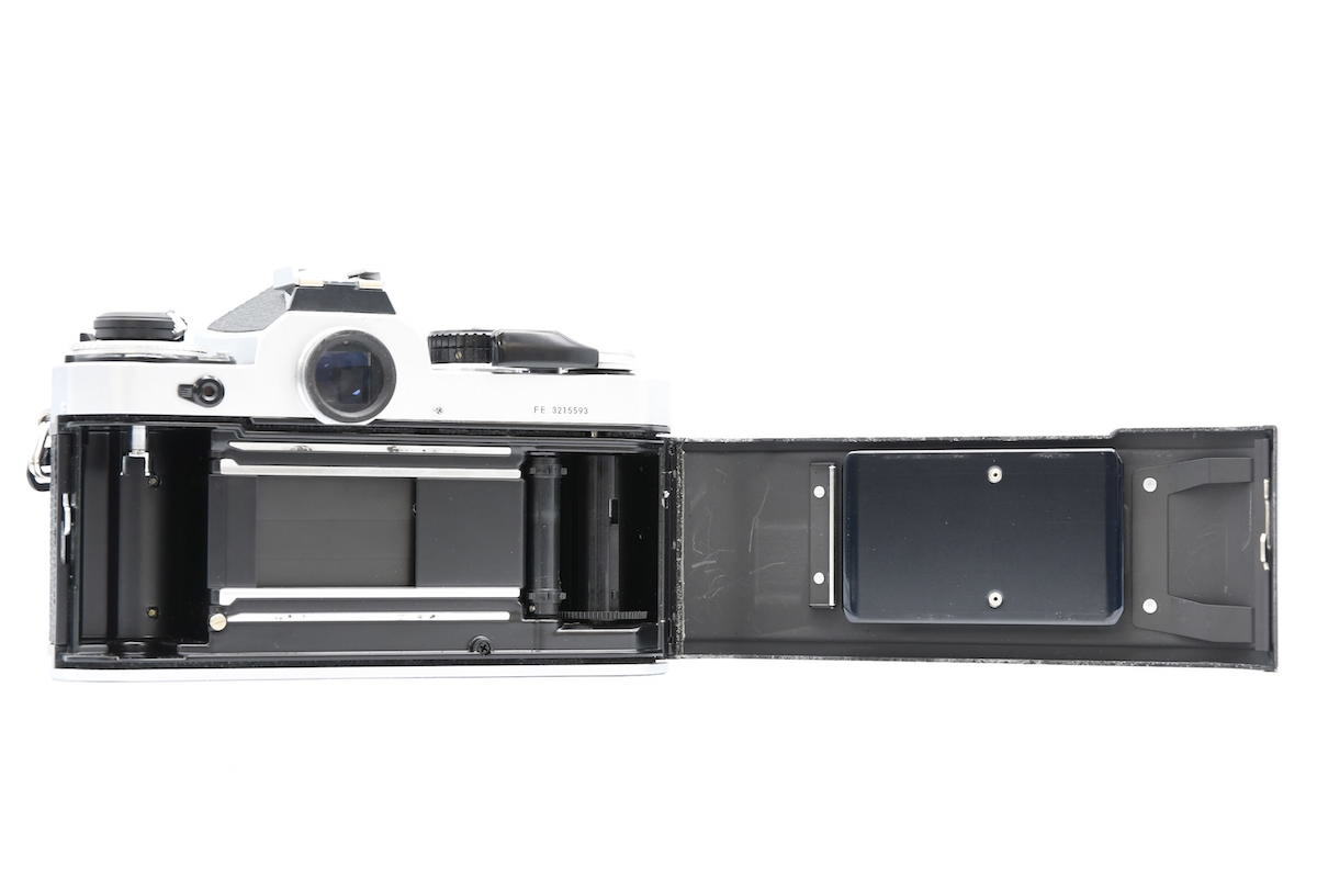 FE Nikon ニコン + フィルムカメラ 美品⁄完動品Nikon レンズ ボディ ◇