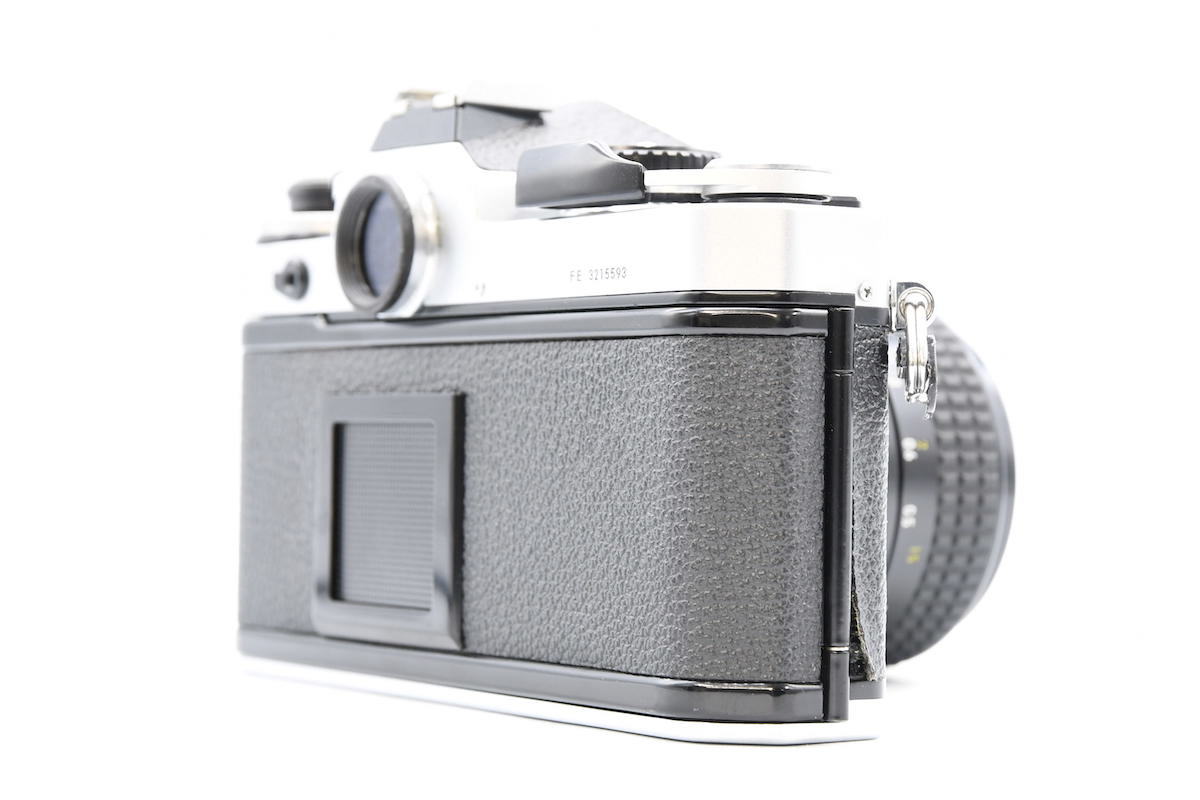 ◇ Nikon ニコン FE + AI NIKKOR 28mm F3.5 フィルムカメラ 広角単焦点