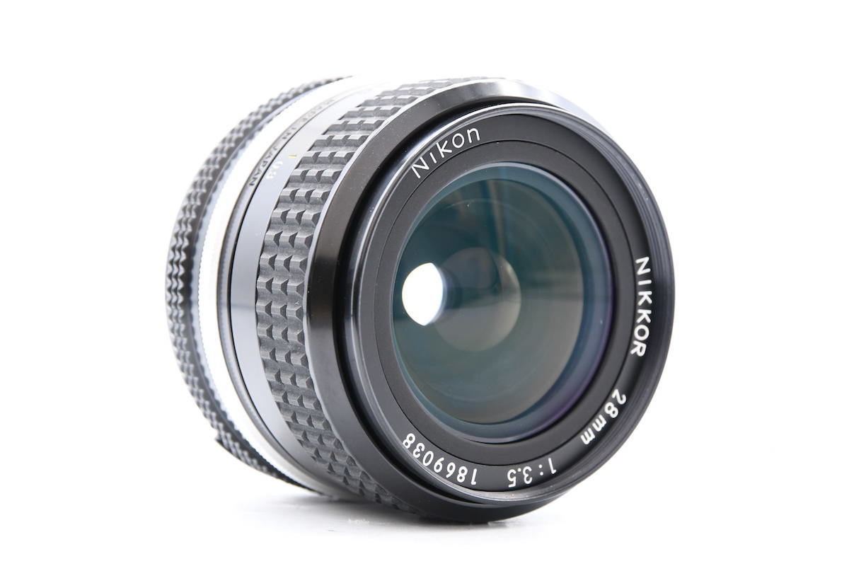 ◇ Nikon ニコン FE + AI NIKKOR 28mm F3.5 フィルムカメラ 広角単焦点