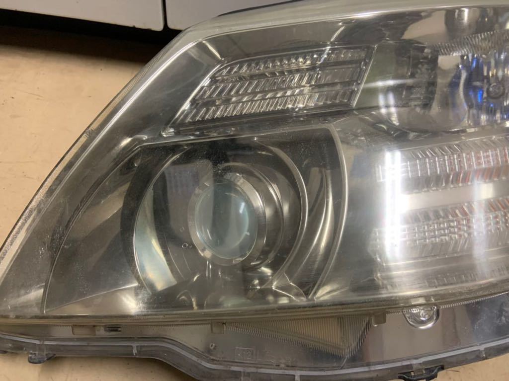 アルファード 後期 ヘッドライト 割れ無 ANH10W 純正 HID 左右 点灯OK