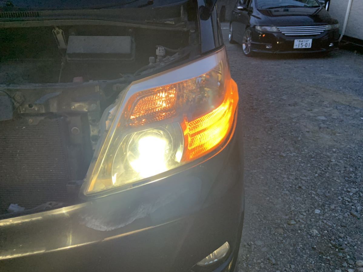 アルファード 後期 ヘッドライト 割れ無 ANH10W 純正 HID 左右 点灯OK
