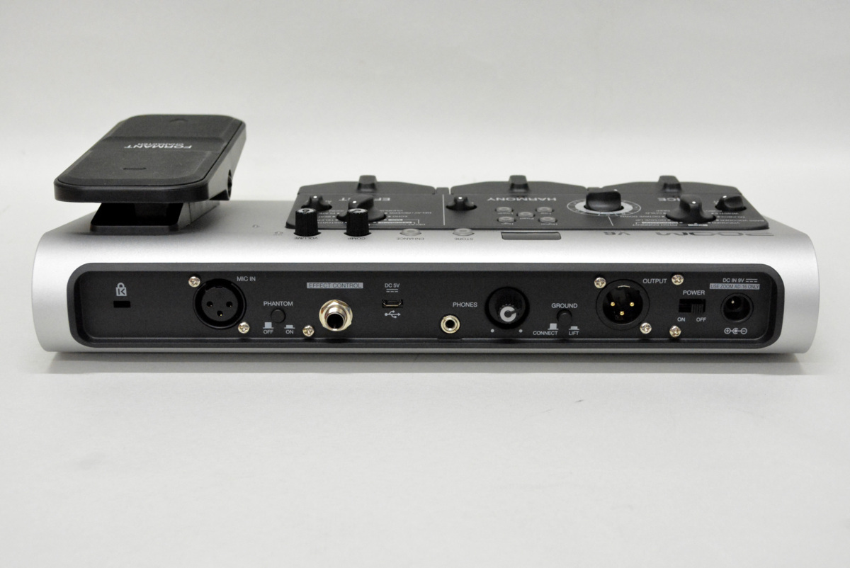 G108☆美品！ ZOOM ズーム Vocal Processor ボーカルプロセッサー V6