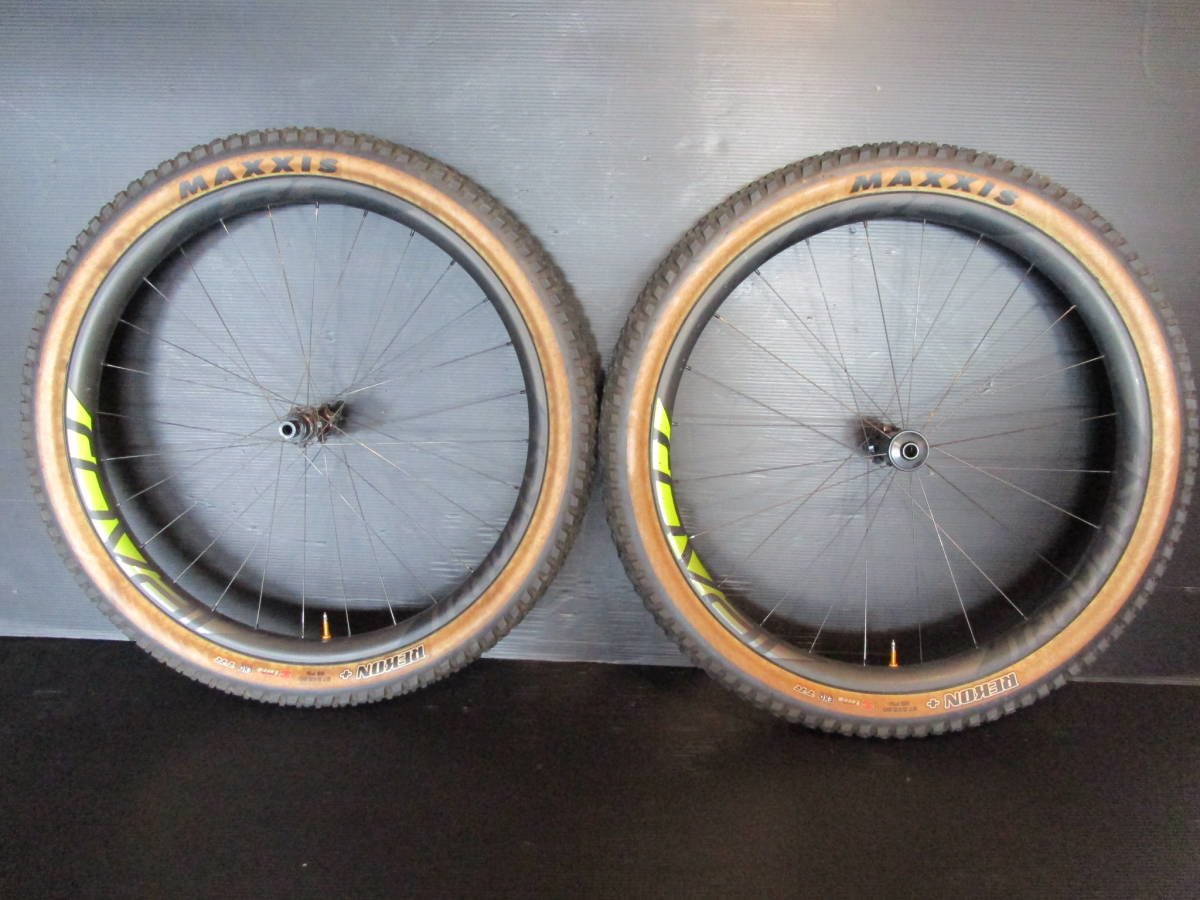  4 30 000円スタート ROVAL TRAVERSE 38 SL 27.5 148(その他)｜売買されたオークション情報、yahooの商品情報をアーカイブ公開 - オークファン ホイール（完組、手組）