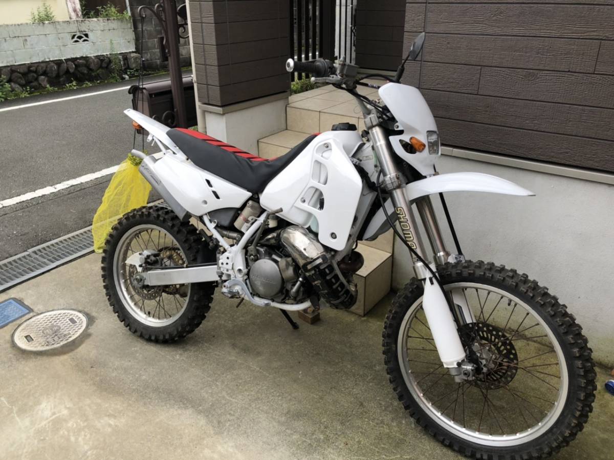 レーサー「CR」の技術をもとに開発された本格オフ！HONDA CRM250R 